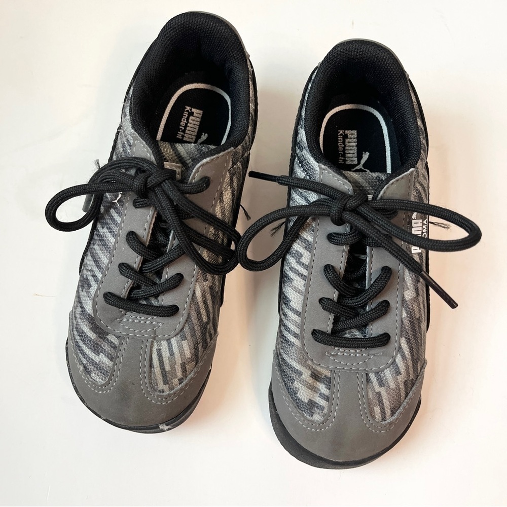 Kids Grey Sneakers Puma Size 9